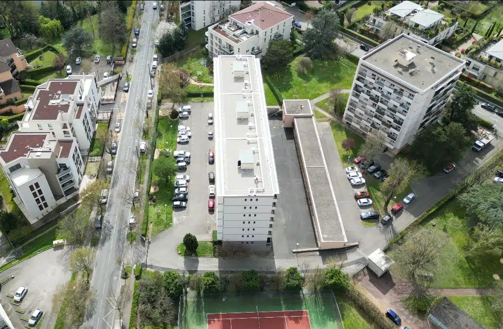 Photo drone de toiture d'une résidence à Tassin-la-Demi-Lune