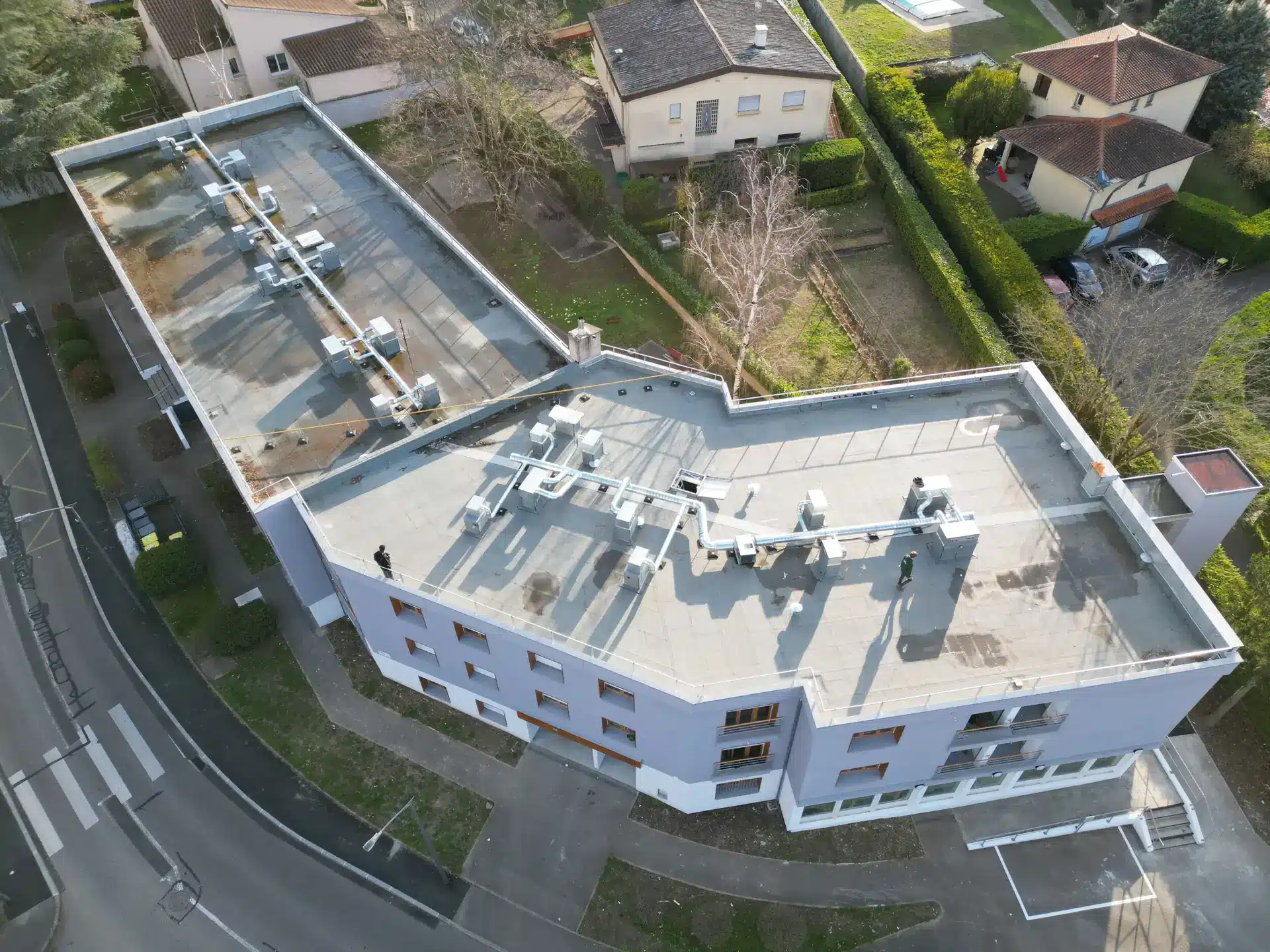 Application d'étanchéité sur toiture-terrasse - Résidence personnes âgées, Feyzin
